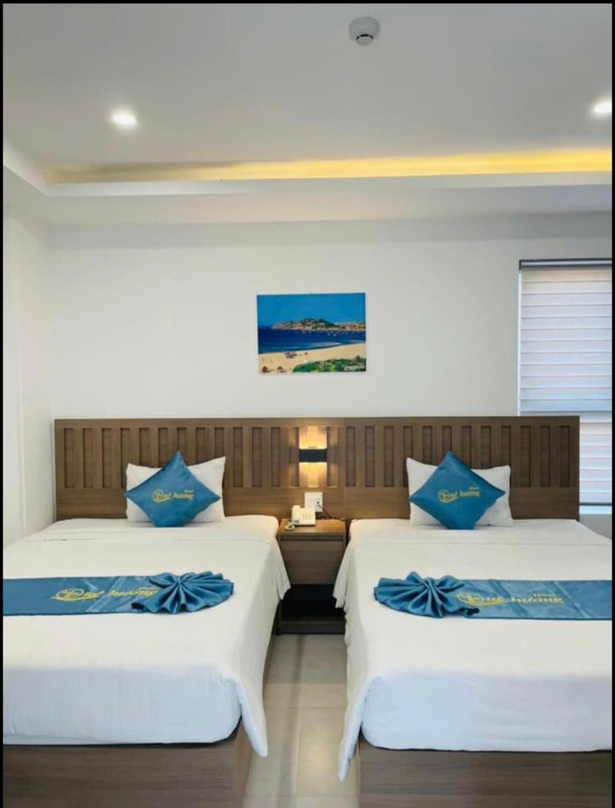 Que Huong Hotel Куи Нхон Екстериор снимка