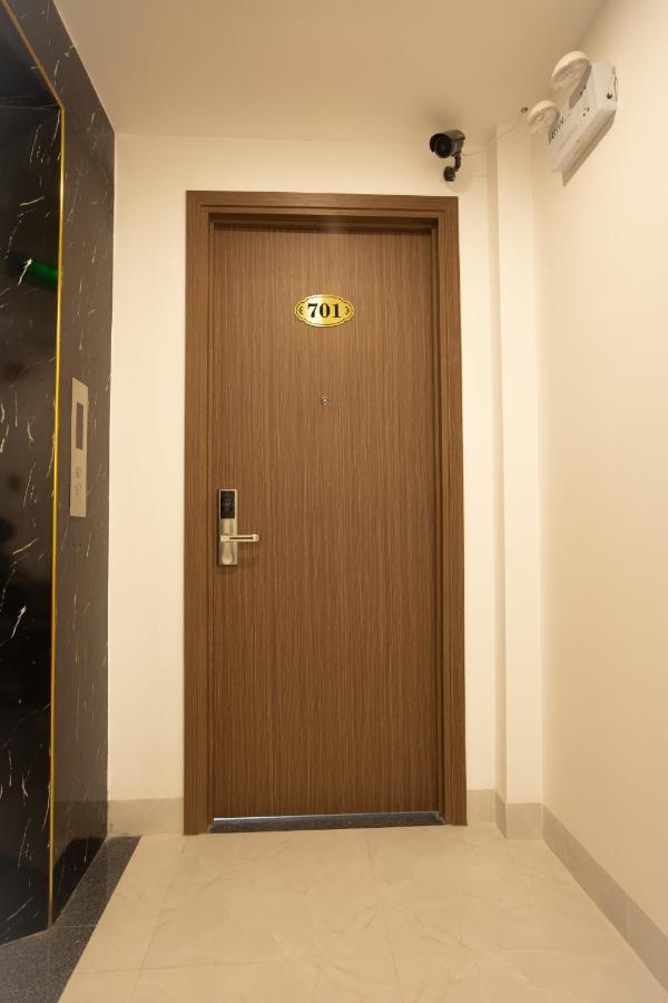 Que Huong Hotel Куи Нхон Екстериор снимка